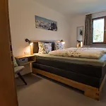 Haus Glasella Apartment